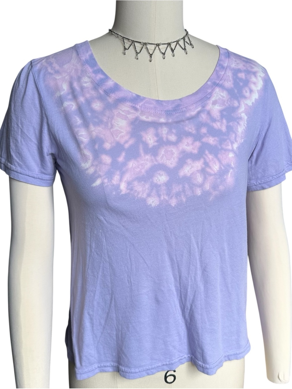 Bleach dye light tee